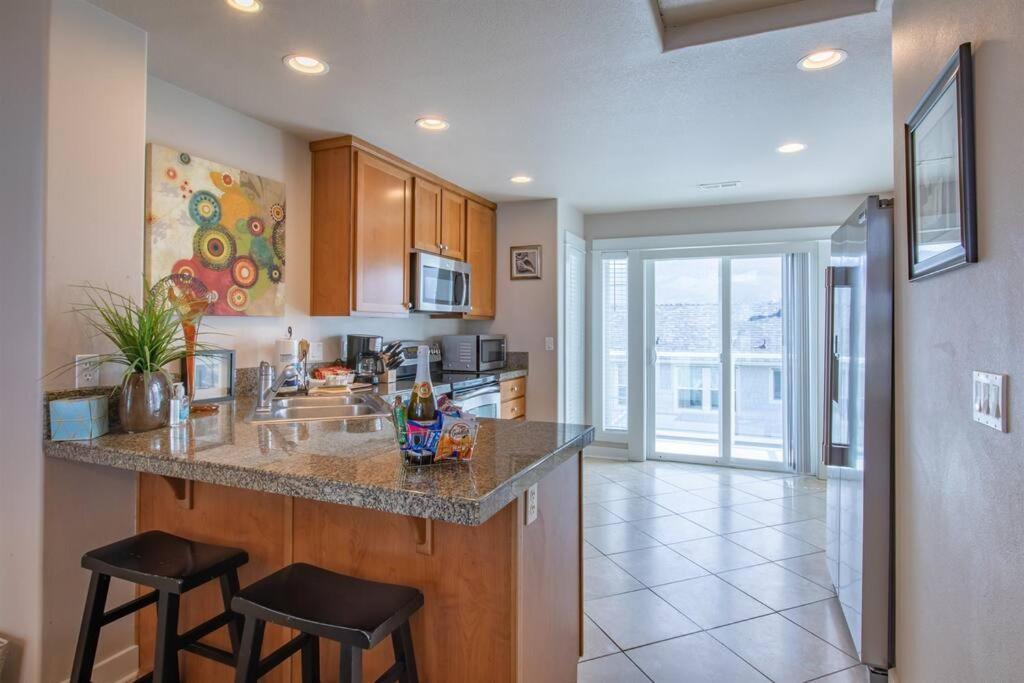 Rockaway Beach Vibes,Waterfront Oceanfront Rockaway Beach House Near Downtown,Wifi, Washer Dryer מראה חיצוני תמונה